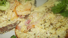 Křenové topinky se sýrem a Wasabi  / pálí moc.../