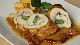 Kuřecí s chřestem na cidru