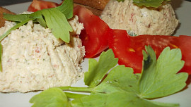 Labužnická pomazánka   k pečivu