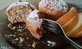 Medovo -  jablečné muffiny, Medovo - jablečné muffiny