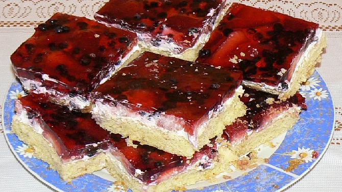 Piškotový řez s ovocem, Piškotový řez s ovocem