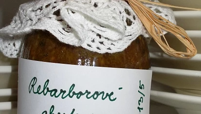 Rebarborové chutney