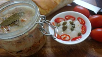 Rillettes de Connerré - francouzské dušené vepřové