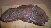 Rump steak v bylinkách