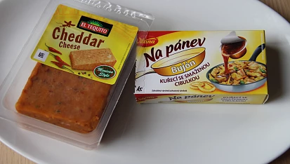 Uzené kuřecí kousky v pikantní  majoránkové omáčce