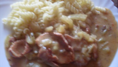 Vepřové plátky s fenyklem a řapíkatým celerem