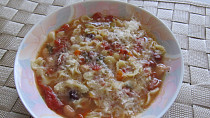 Zeleninova polevka "Minestrone