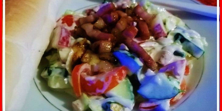 Zeleninový salát s opečenou slaninkou (Dobrou chuť!)