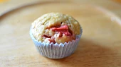 Banánovo jahodové muffiny