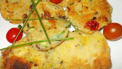Bramborové placičky s cuketou a žampiony
