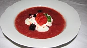 Jahodové gazpacho