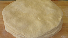 Jednoduché máslové croissanty