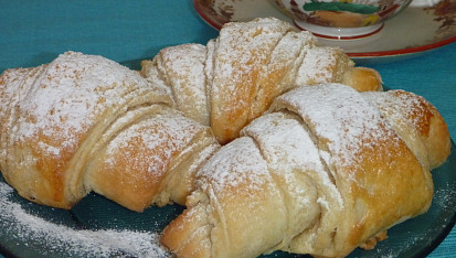 Jednoduché máslové croissanty