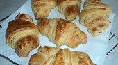 Jednoduché máslové croissanty