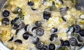 Jehněčí madailonky na pórku a olivách