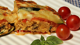 Kuskus zapečený s cuketou