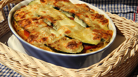 Kuskus zapečený s cuketou