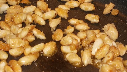 Mandlový griliáš (krokant)