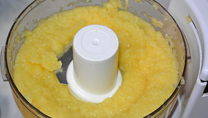 Ovocné dortíky tříbarevné, ovoce rozmixujeme