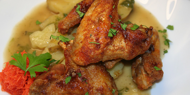 Páliva kuřecí křidélka ( hot chicken wings )