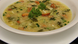 Panádlová kapustová polévka s liškami