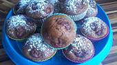 Perníkové muffinky s třešněmi