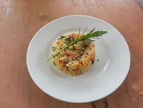 Pikantná quinoa so zeleninou