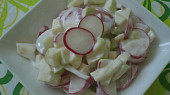 Ředkvičkový salát s jablky
