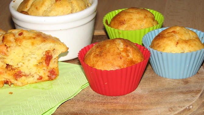 Slané muffiny s chorizem