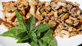 Středomořský rajčatový salát