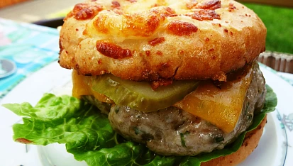 Vepřový grill-burger