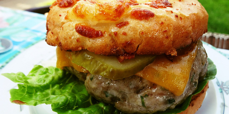 Vepřový grill-burger
