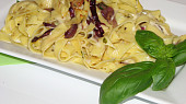 Zapečené tagliatelle s ančovičkami