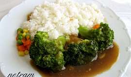 Brokolice se sladkou česnekovou omáčkou