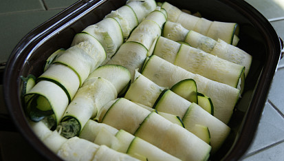 Cuketové cannelloni se špenátem a ricottou