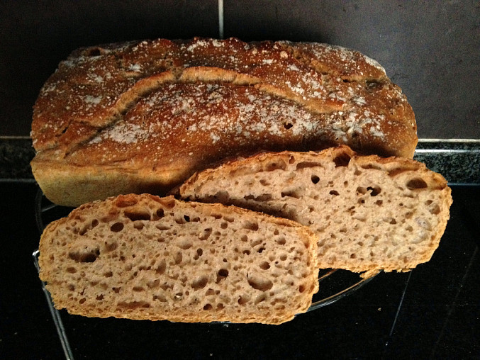 Domácí chleba bez hnětení v 2.0 (s droždím nebo kváskem), drožďový