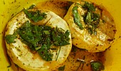 Hermelín na bylinkách s bramborem (naložený sýr)