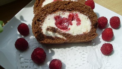 Kakaovomalinová roláda