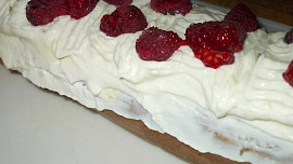 Kakaovomalinová roláda