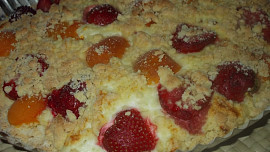 Koláč s ovocem a tvarohem