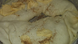 Krompiruša - závin s bramborami a cibulí