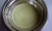 Kuřecí polévka se špenátovou zavářkou