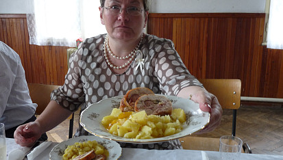 Kuřecí/krůtí/ roláda, Autorka se svým výtvorem