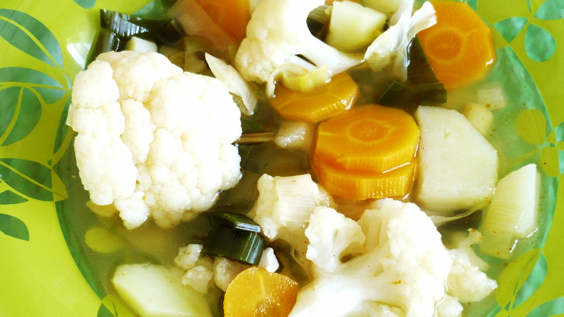 Letní zeleninová polévka