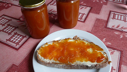 Meruňková marmeláda od tety