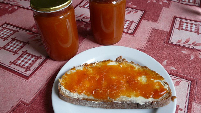 Meruňková marmeláda od tety