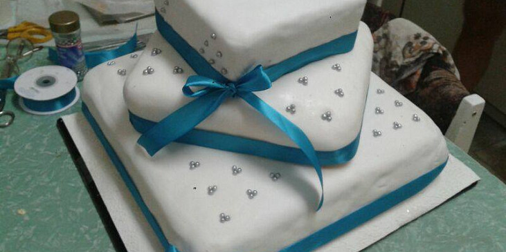 Můj první svatební dort :)