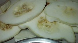 Patizon obalený v trojobalu se sýrem a jogurtem