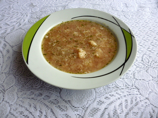 Ředkvičková polévka s květákem a vločkami
