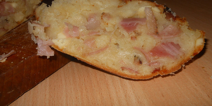 Šunkovo-sýrový chléb,podle Babicy